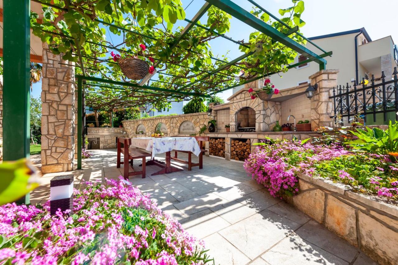 Apartments Villa Istria روفينج المظهر الخارجي الصورة