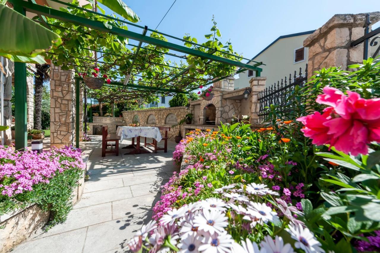 Apartments Villa Istria روفينج المظهر الخارجي الصورة